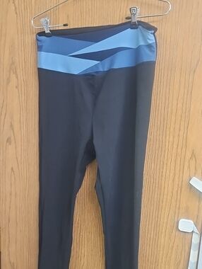 ZYIA Black Leggings with Blue Colorblock Waistband